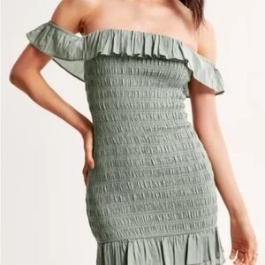 Abercrombie and Fitch Shoulder Green Ruffle Dress